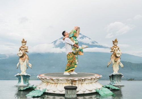Bali days = best days! 🌴📸 From dreamy swings to magical temples, this island really knows how -2