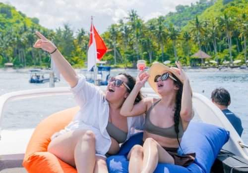 Diving into a dream!Snorkeling Nusa Penida’s crystal-clear magic—just you, the sea, and endless -7