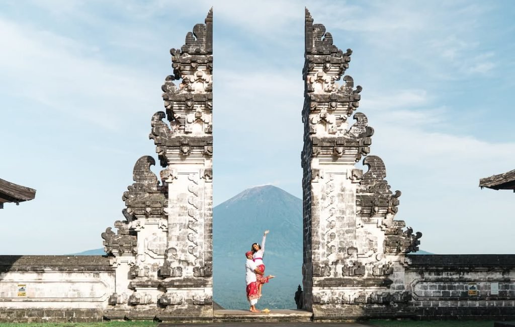 Just out here living our Bali dream 🌴✨ Every corner is a postcard, every moment is a vibe! 📸😍